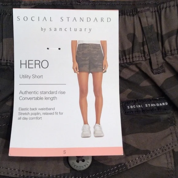 Social Standard by Sanctuary, Womens Size S, Poplin Camo Hero Utility Shorts - Picture 3 of 5